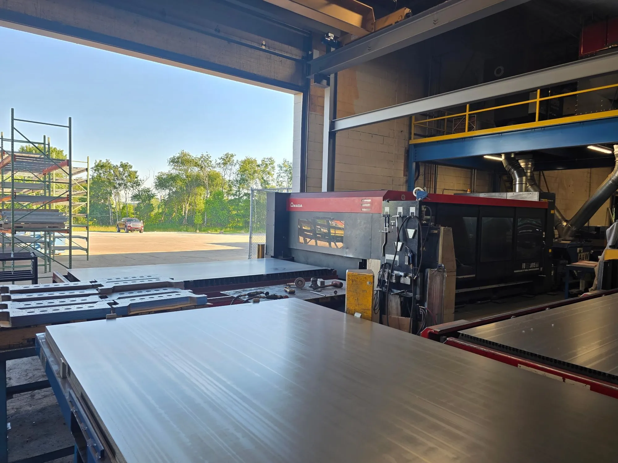 Used 2010 AMADA FOM2 3015 NT | Laser Cutters