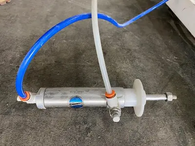 Pneumatic Liquid Filler