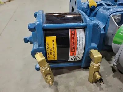 PowerRac Cylinder Actuator w/ Mech. Switch & 2-1/2" Bonnet Gate Valve