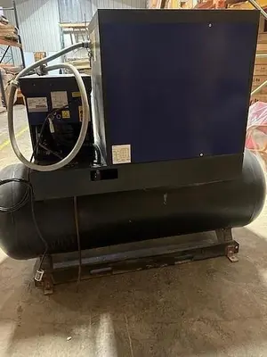 2018 Used Quincy 20HP Rotary Screw Compressor w/ Dryer