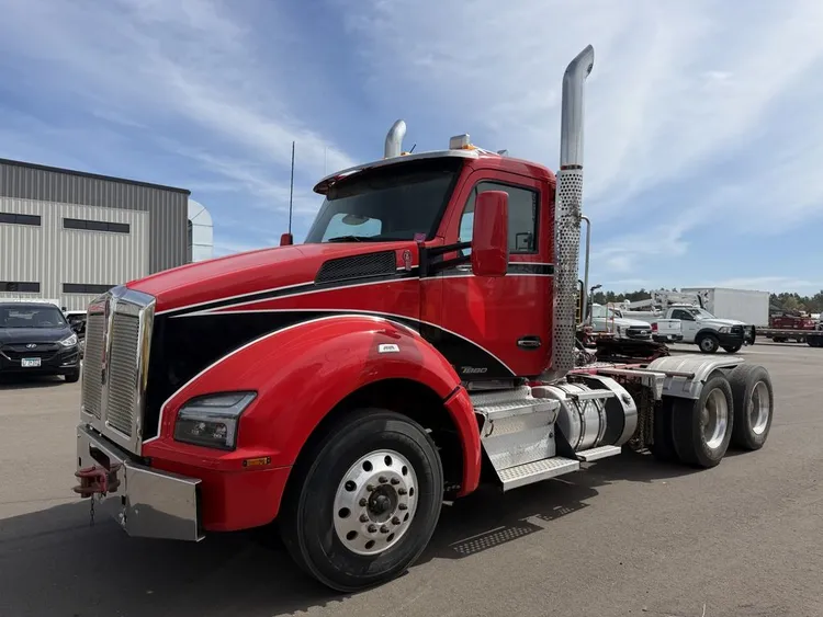 Used 2017 KENWORTH T880 Misc Trucks Minnesota US | Carco Truck & Equipment #1513885