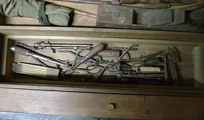 1074-385 Antique Woodworker’s Tool Chest/Carpenter’s Box