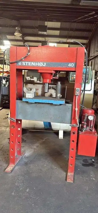Used STENHOJ CP 40 H-Frame Presses California US | EZ Systems #1228042