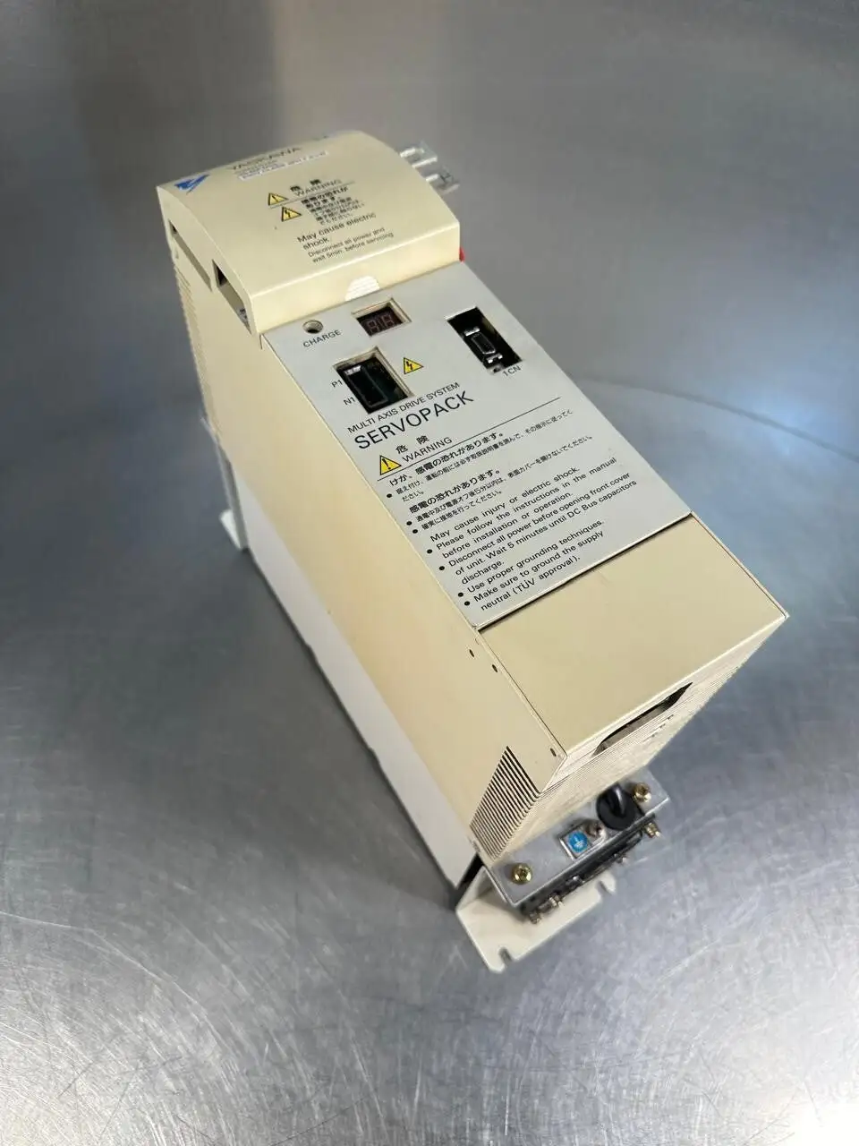 USED Yaskawa Yaskawa Vs-656 Mr5 Cimr-Mr5n27p5
