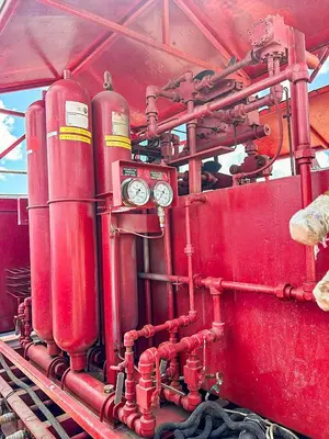 Used COMMANDER SPEEDFLO ACCUMULATOR UNIT Hydraulic Power Units Pennsylvania US | East West Machinery & Drilling #1417853