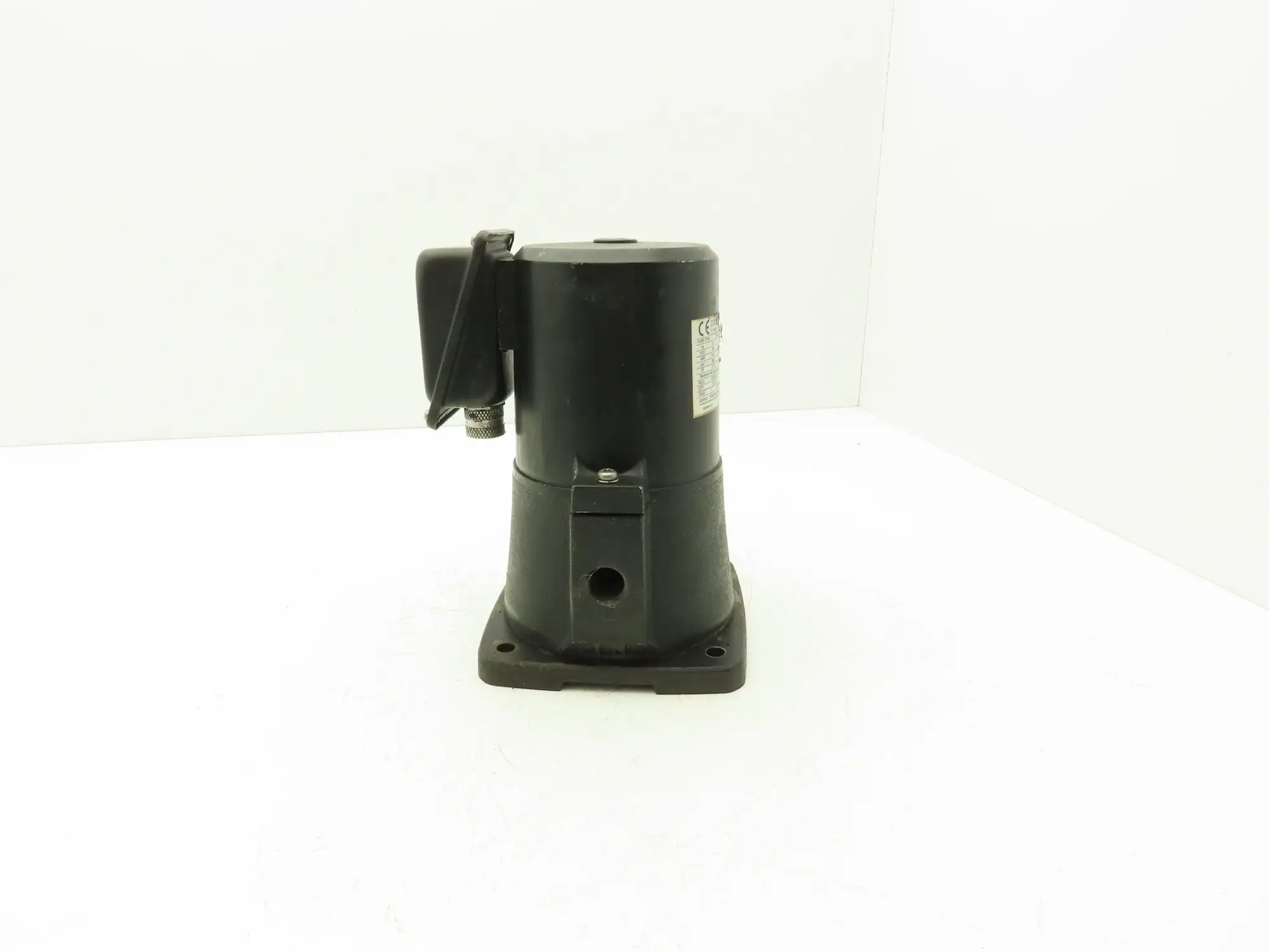 Teral VKN075A Coolant Pump 67 L/min 180W 3460rpm 220V 3PH 1/2"NPT Floor Mount