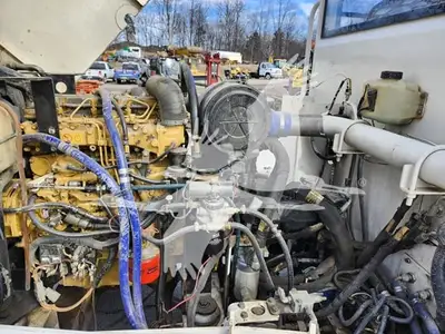 USED 2011 ROADTEC FB85