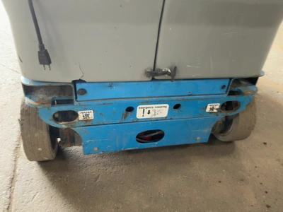 Used 2015 GENIE GR-20 RUNABOUT Vertical Mast Lifts Michigan US | Miedema Asset Management Group #1579228