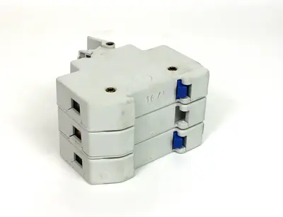 USED ALLEN BRADLEY 1492-FB3C30