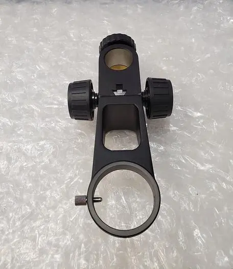 MICROSCOPE FOCUSING MOUNT