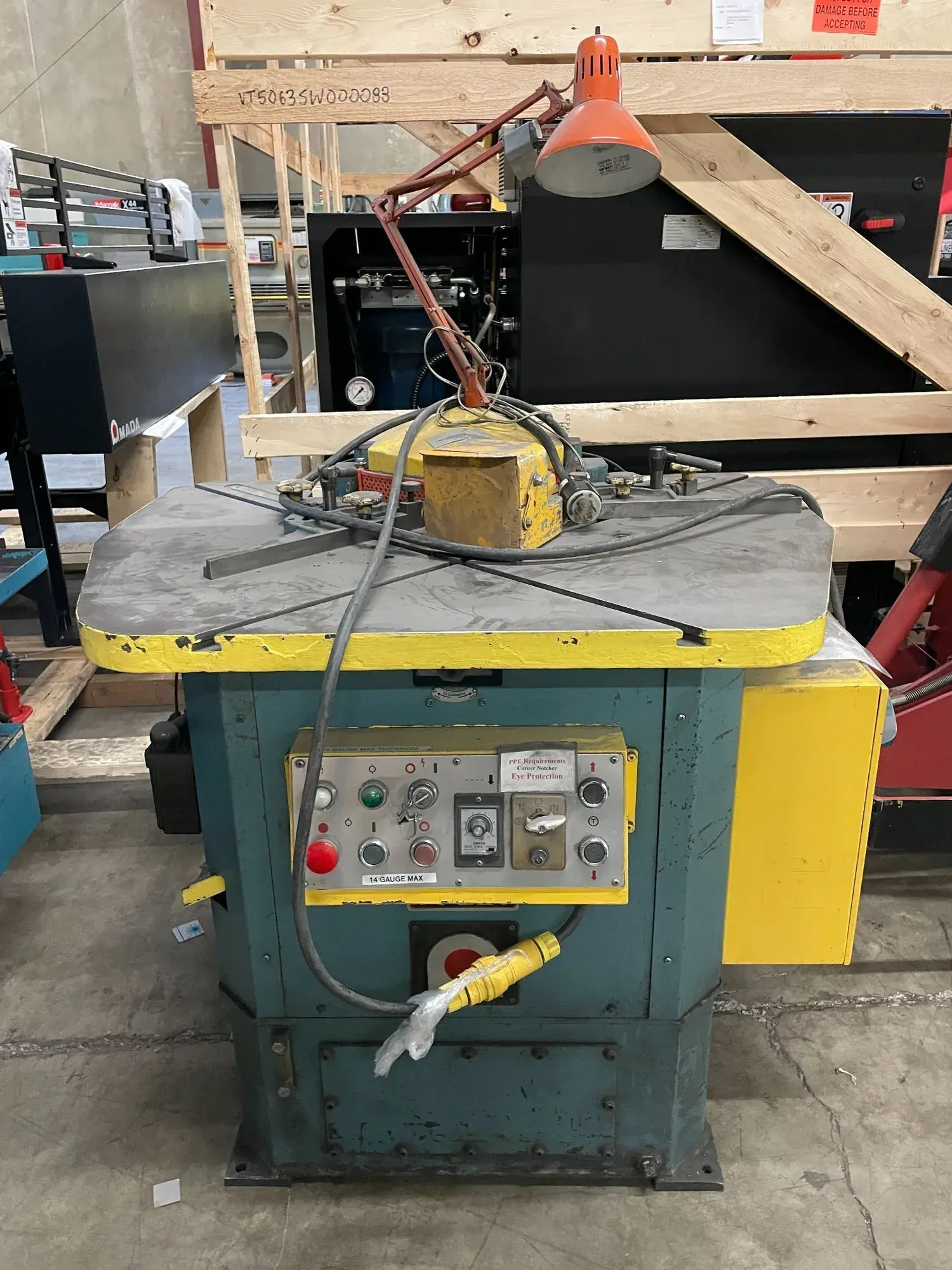 Used 1980 AMADA CS-220 Notching Machines Oregon US | Aucto #1333573