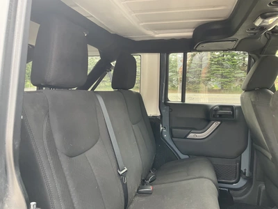 USED 2015 JEEP WRANGLER