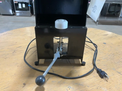 Used OKTOBER MK32 CAN SEAMER Can Seamers Michigan US | Miedema Asset Management Group #1580067