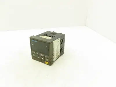 Honeywell UDC2300 Mini-Pro Temperature Controller DC230L-E0-00-10-0000000-00-0