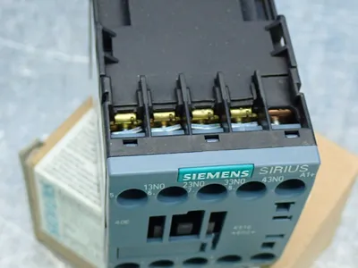 NEW SIEMENS 3RH61401BB40