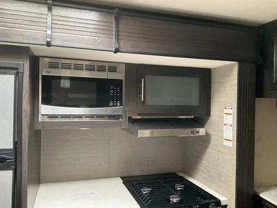 Used 2017 KEYSTONE 330BHSL Campers, Caravans, Motorhomes Michigan US | Miedema Asset Management Group #1355374