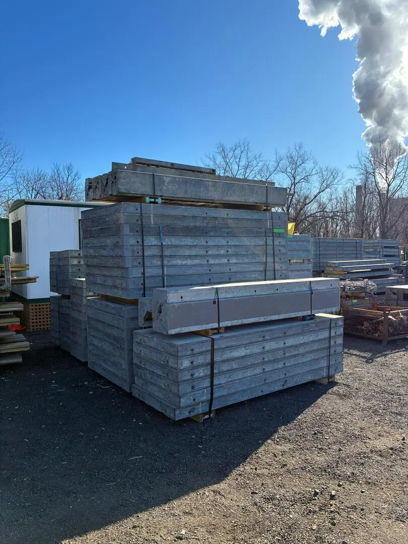 USED DOKA FRAMAX XLIFE