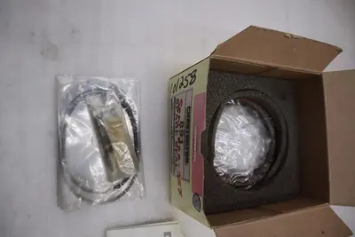CHESTERON 891 SEAL ASSEMBLY 664053 - NEW - STOCK GF693