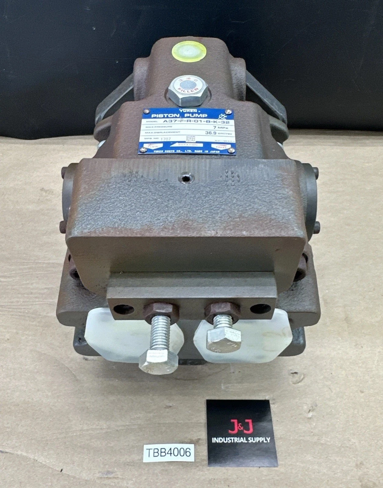 NEW Yuken A37-L-R-01-B-K-32