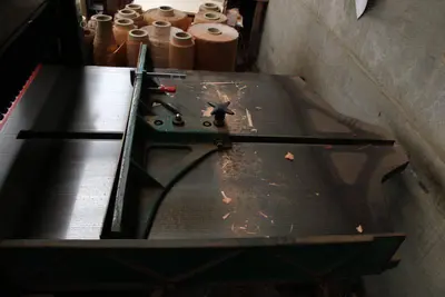 USED SCHNEIDER PAPER SHEAR