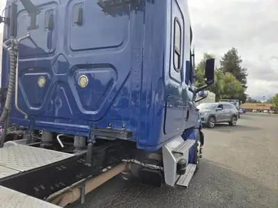 Used 2021 FREIGHTLINER CASCADIA 116 Conventional trucks California US | Ben Kaplan Equipment #1419795
