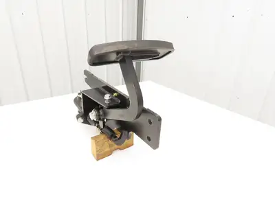 Hyster E80XN Forklift Brake Pedal & Master Cylinder & Bracket Assembly