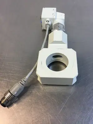 SMC ISE80H-N02L-B-P Pressure Switch Assembly 12-24VDC 5E