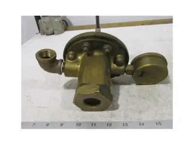 Airco 8791 Compressed Gas Regulator 1"NPT in 1/2NPT out