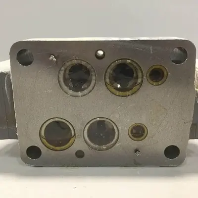 USED TOKIMEC VICKERS DG5V-7-2C-E-P7-H-82-JA743