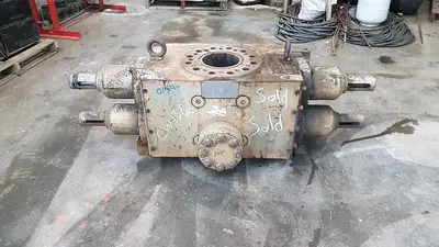 USED DRECO 7 1/16" 5M DOUBLE RAM BOP