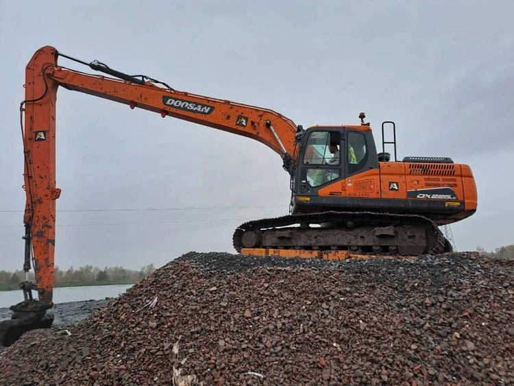 Used 2015 Doosan DX225LC-3 LR Excavators Indiana US | Rubbl #997824