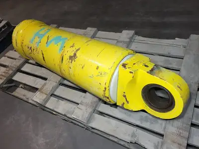 USED KOMATSU EL4831