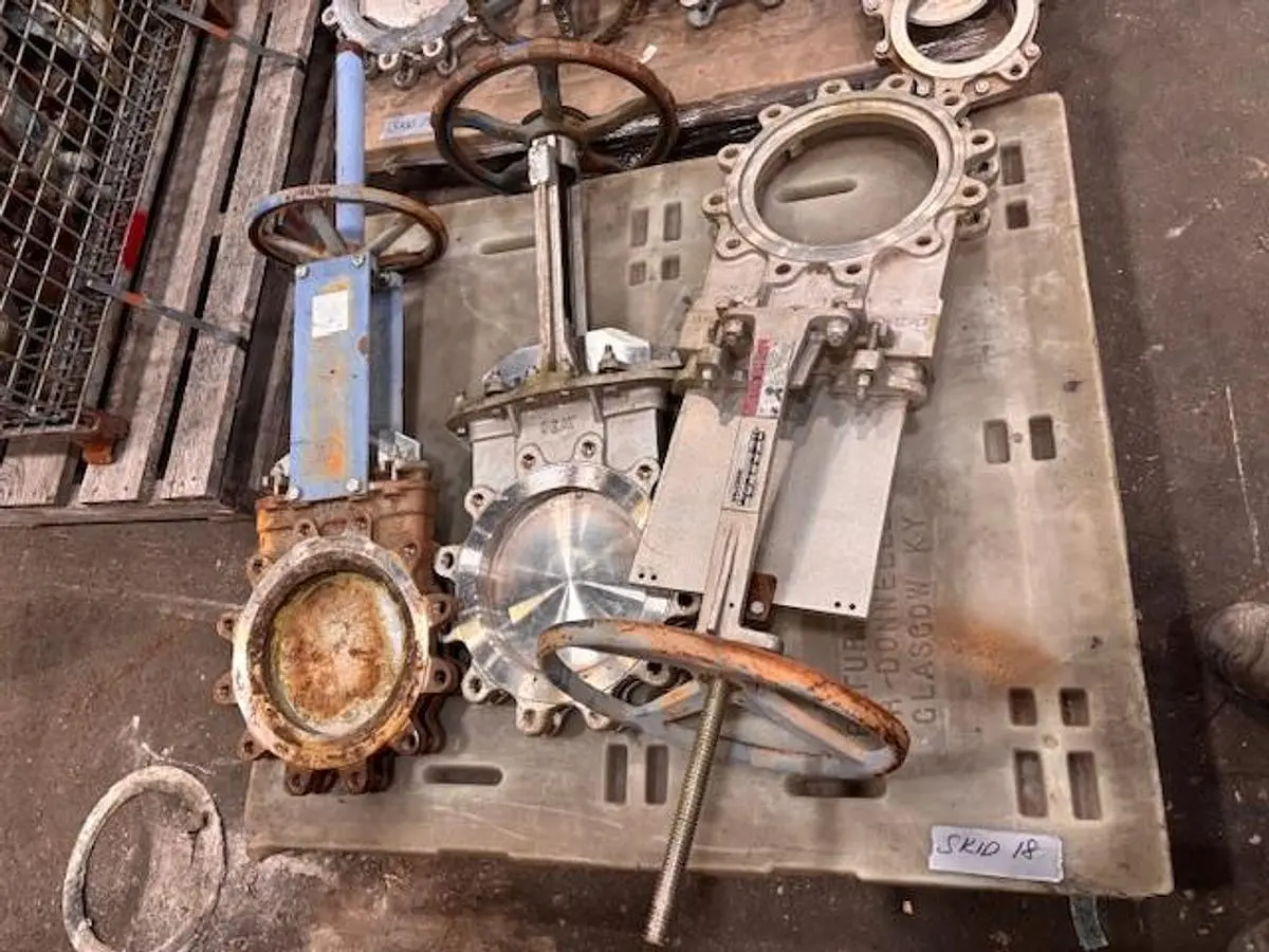USED DEZURIK, ORBINOX, FLOW CONTROL 10"
