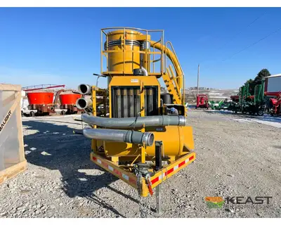 Used CHRISTIANSON _UNKNOWN_ Sweeper/Vacuum Iowa US | Keast Enterprises #1360151