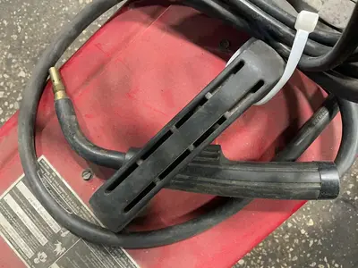 Used LINCOLN ELECTRIC WELD PAK 100 HD Welding Machinery (Other) Ohio US | HGR 24 #1343910