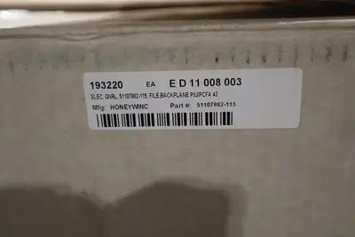 NEW IN BOX HONEYWELL 51107982-115 9 Slot Chassis STOCK G475