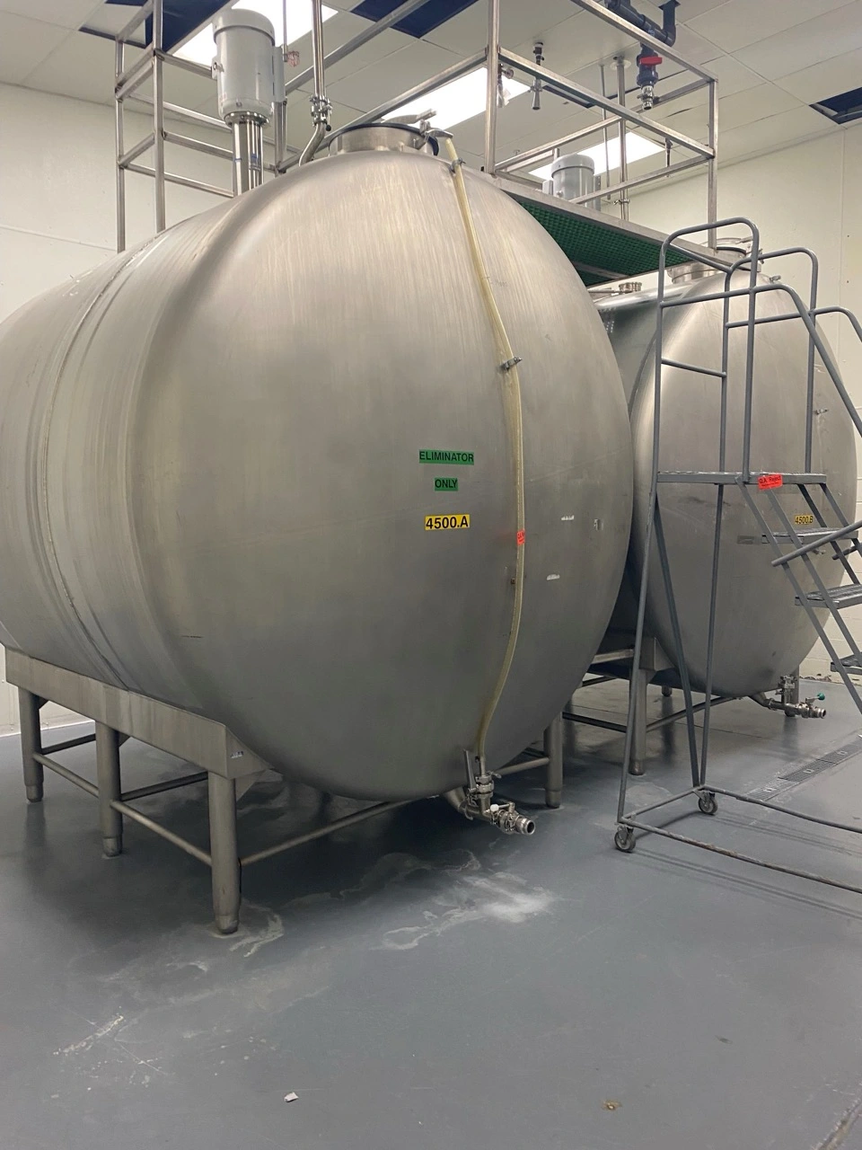 USED 1991 TRINITY INDUSTRIES 4500 GALLON SS TANK