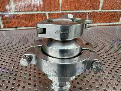 USED PICK HEATERS STAINLESS STEEL CHECK VALVE W/ 1.5" SANITARY FITTING