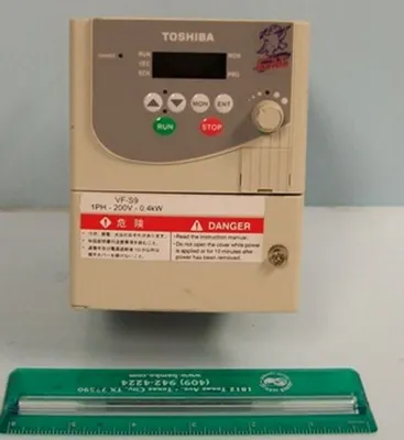 USED TOSHIBA VPL-CS2