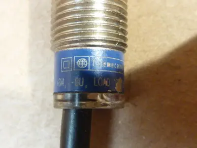 USED TELEMECANIQUE XS2M12PA340