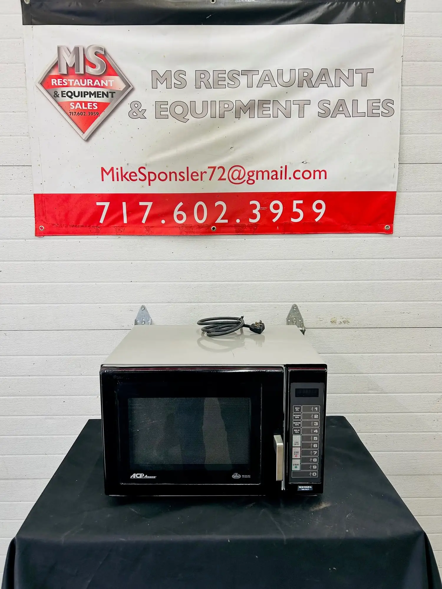 Amana RCS 10MPA Commercial Microwave 1000W 120v Refurbished & Works