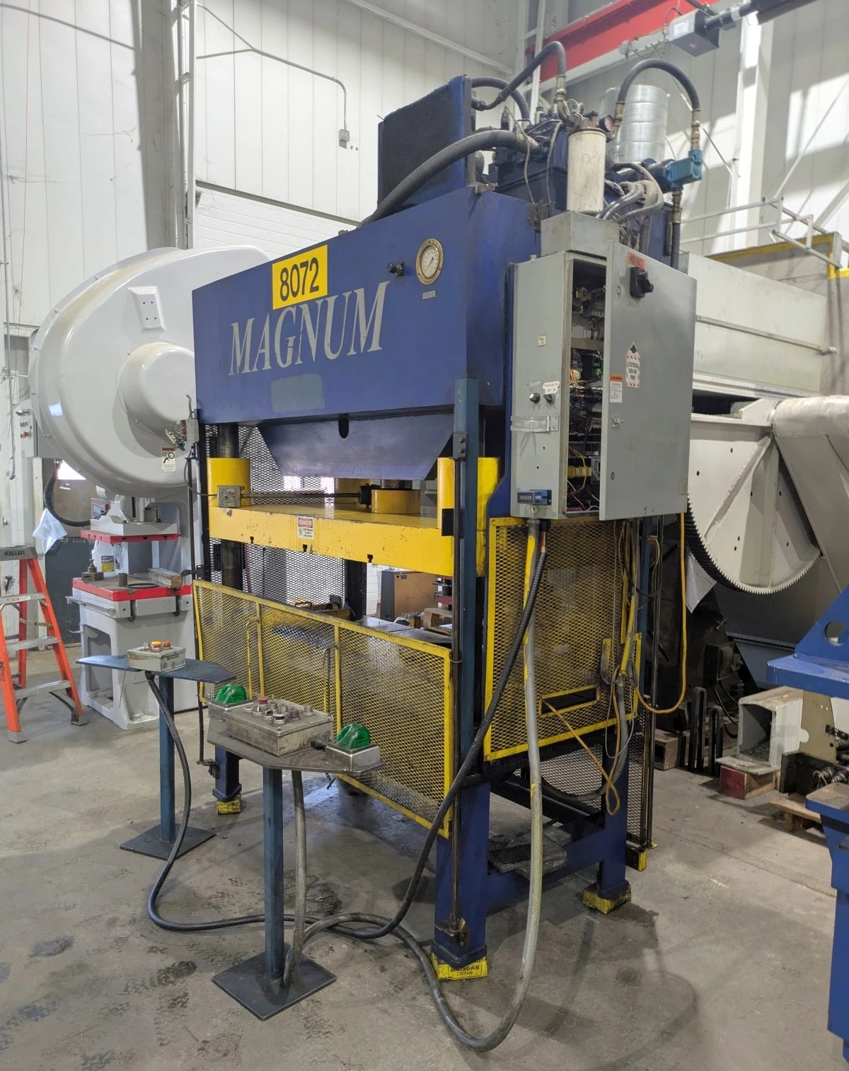 USED 2001 MAGNUM MAGNUM HFP-60 PRESS