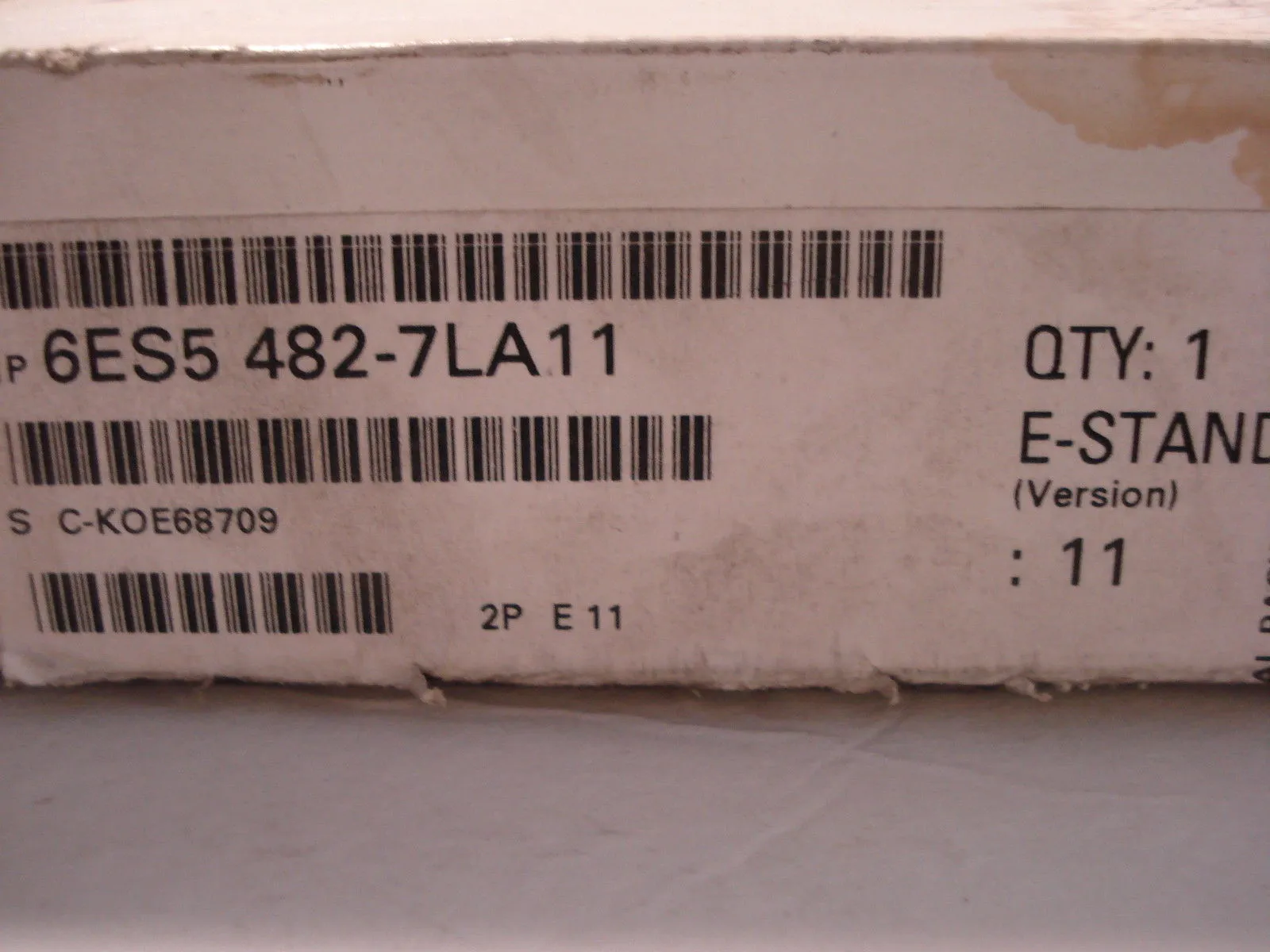 NEW SIEMENS 6ES5 482-7LA11