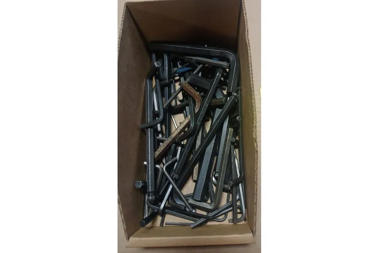 Used _UNKNOWN_ _UNKNOWN_ Wrenches Ohio US | Thompson Auctioneers #1547350