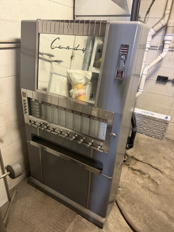 Used _UNKNOWN_ _UNKNOWN_ Vending Machines Indiana US | Miedema Asset Management Group #1414791