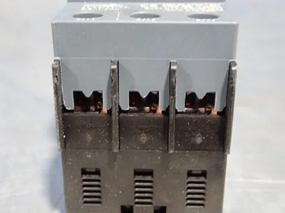 New | in-Stock SIEMENS 3RV20111CA10 Circuit Breakers | HGR 24 #731918