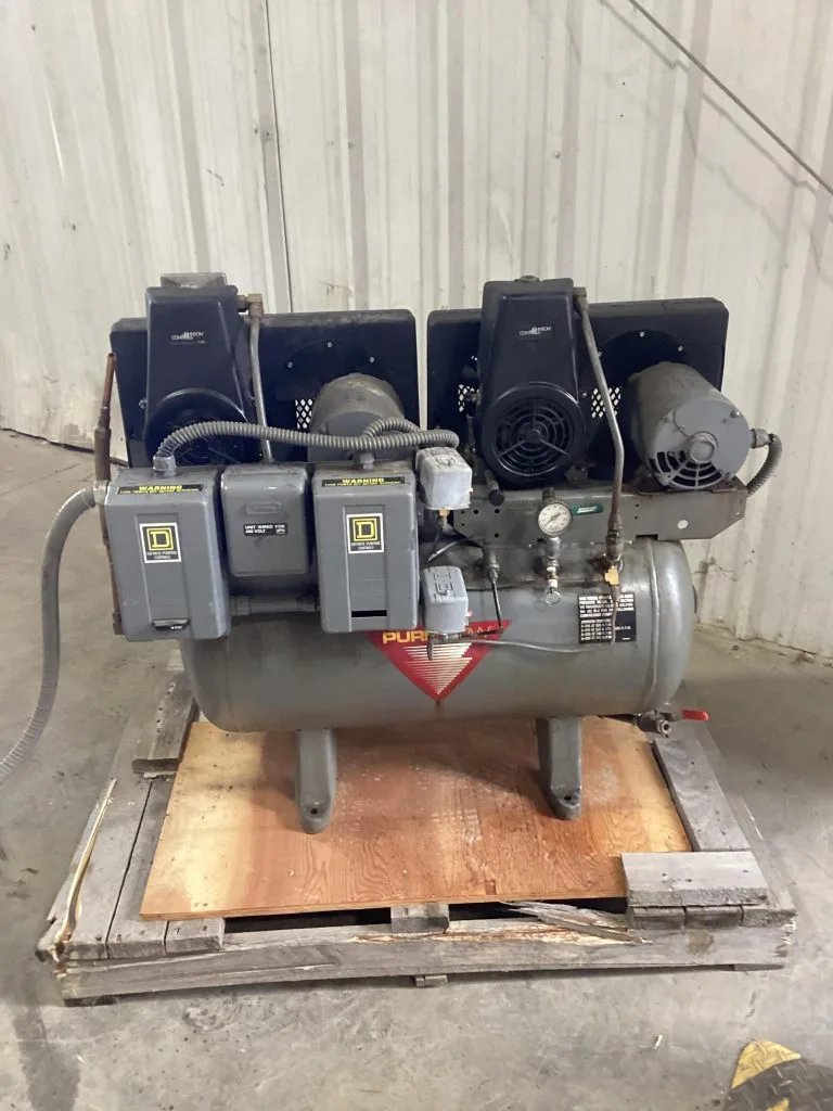 Pureflow Johnson Controls Dual Air Compressor 200 PSI 25 Gal.