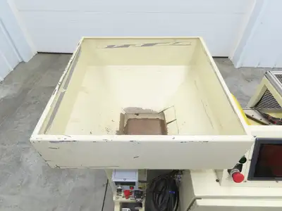 Keyence Production Inspection Camera Pass/Fail System Rejection Vibrator Feeder
