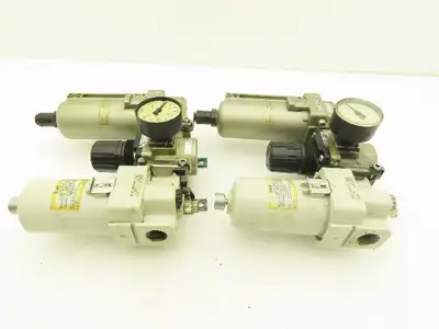 SMC AR40-N04-Z Regulator Filter Lubricator Assembly 1/2" NPT 125 psi Lot of 2