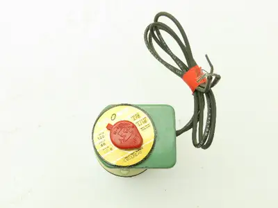 Plast-o-matic EUC1B2G6 Solenoid Valve PVC 2-Way 1/4" NPT NC 120V Coil